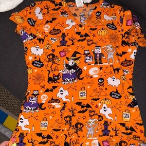 Spooky Halloween scrub top - Orange